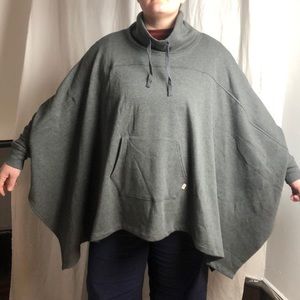 Ugg Charlynne double-knit Fleece Poncho